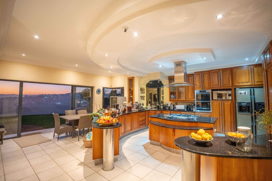 5 Bedroom Property for Sale in Nahoon Beach Eastern Cape